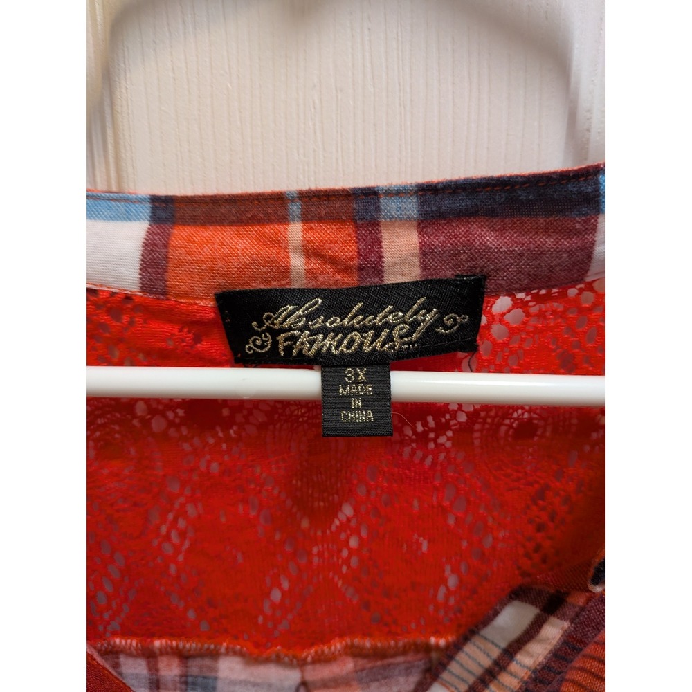 Absolutely Famous Red Plaid Lace Yoke Henley Top Plus Size 3X Short Sleeve